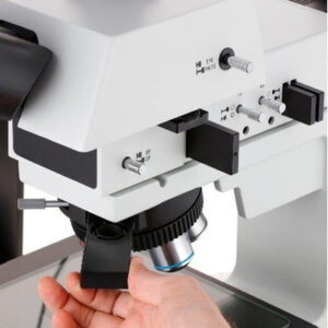 MICROSCOPIO METALÚRGICO TRINOCULAR DE GRAN FORMATO CON ILUMINACIÓN TRIPLE Y CÁMARA HDMI/WI-FI – AMSCOPE