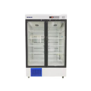 REFRIGERADOR VERTICAL 628 L, 2–8 °C – BIOBASE